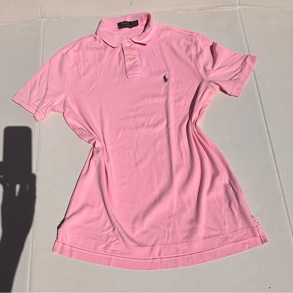 POLO Ralph Lauren power prep!

Iconic Pink Polo with Navy Pony

Small/petite